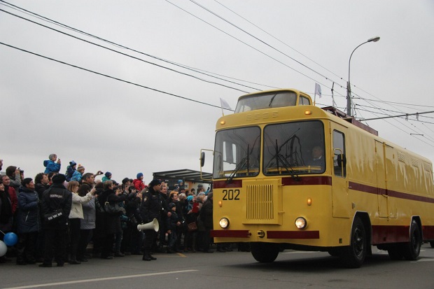 парад троллейбусов